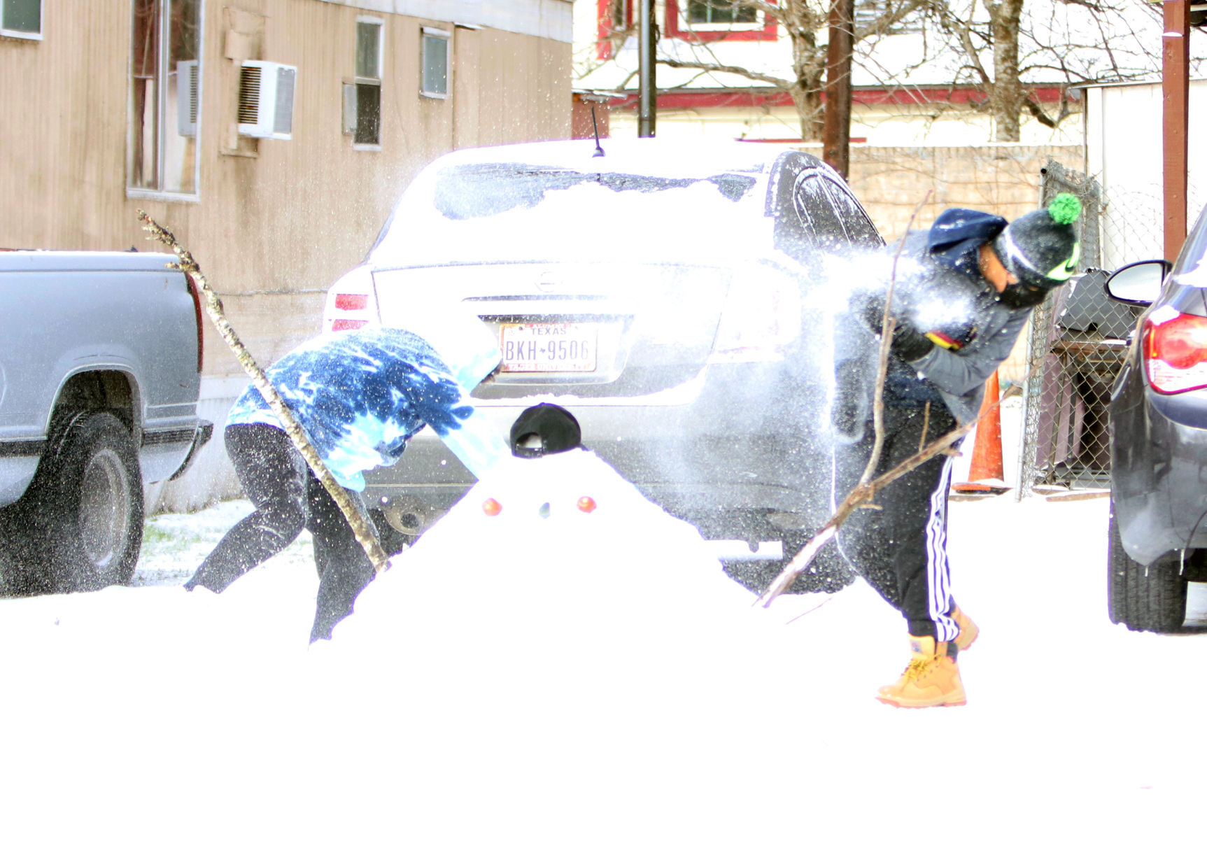 Snowball fight!
